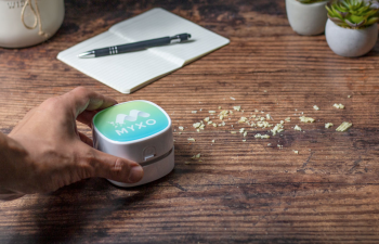 Crumbee™ Desktop Vacuum
