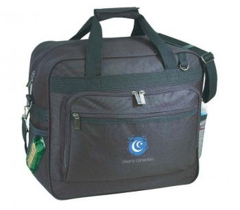 Briefcase One zipper main compartment
